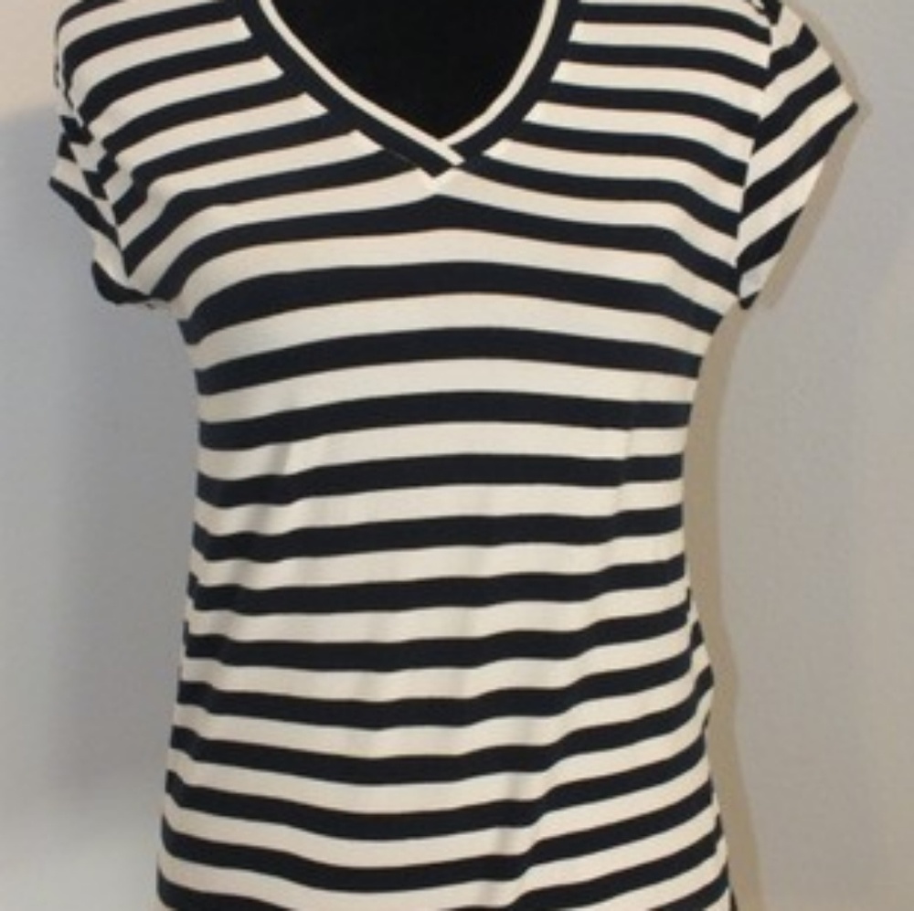 Black and white striped t shirt